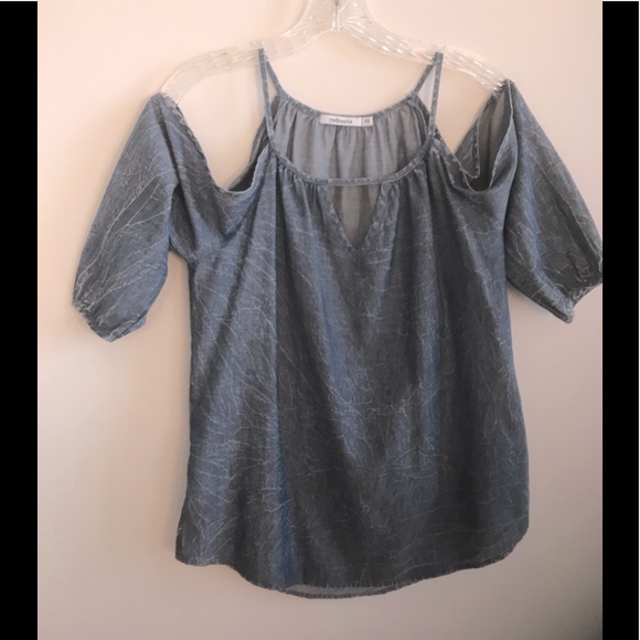 Red Haute Size XS Cold Shoulder Cotton Top in Crinkled Denim Blue - HP - Picture 1 of 6